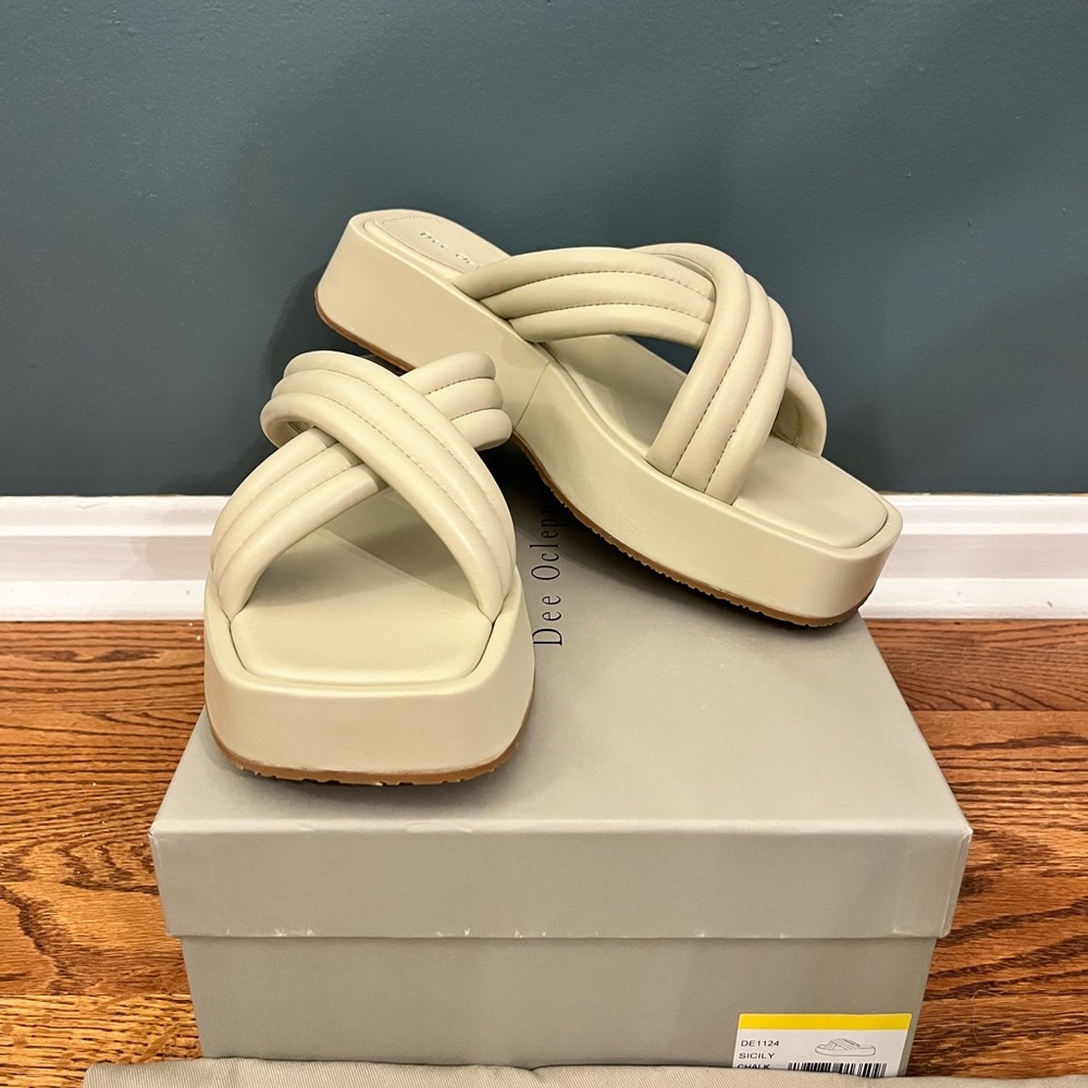 Dee Ocleppo Women's Sicily Slide Sandals in Chalk Size 9.5